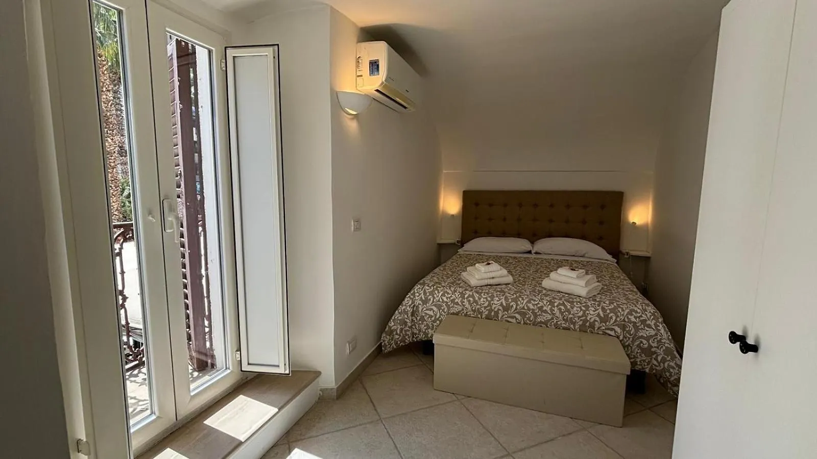 Appartamento Palm Central House Bari Italia
